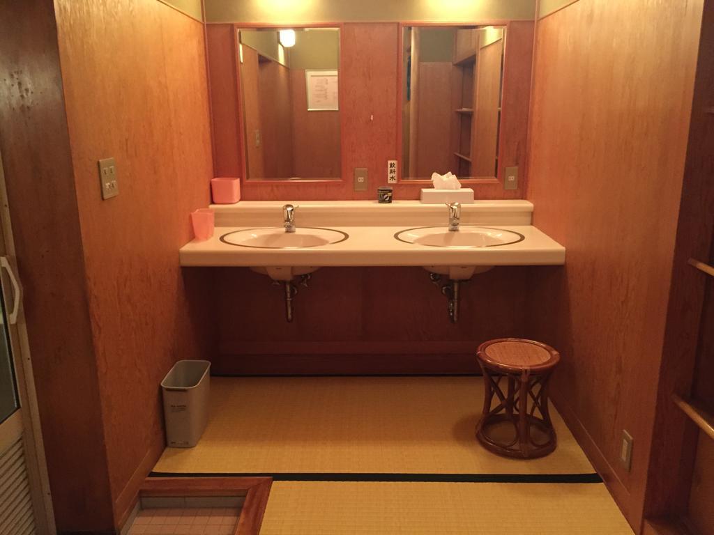 Ryokan Mitsuwa Toyooka  Eksteriør billede
